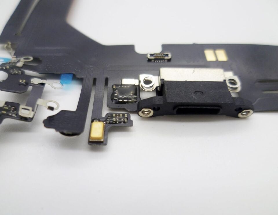 iphone 14 promax sarj filmi