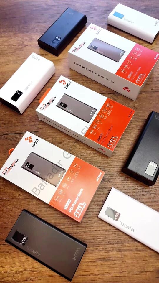 10000 mAh 22.5W Turbo Şarj Dahili Kablolu LED Göstergeli PD ve QC 3.0 Powerbank